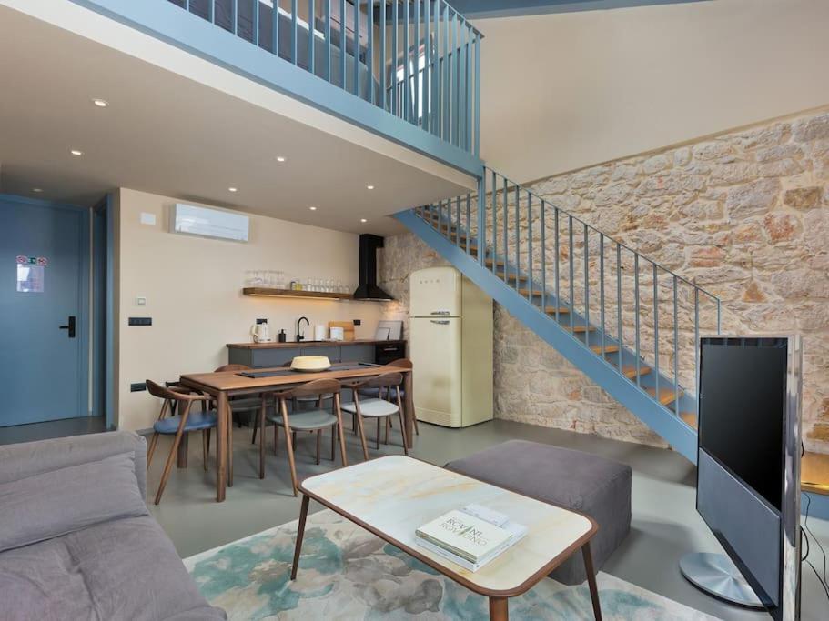 Loft De24 By Irundo Apartment โรวีน ภายนอก รูปภาพ