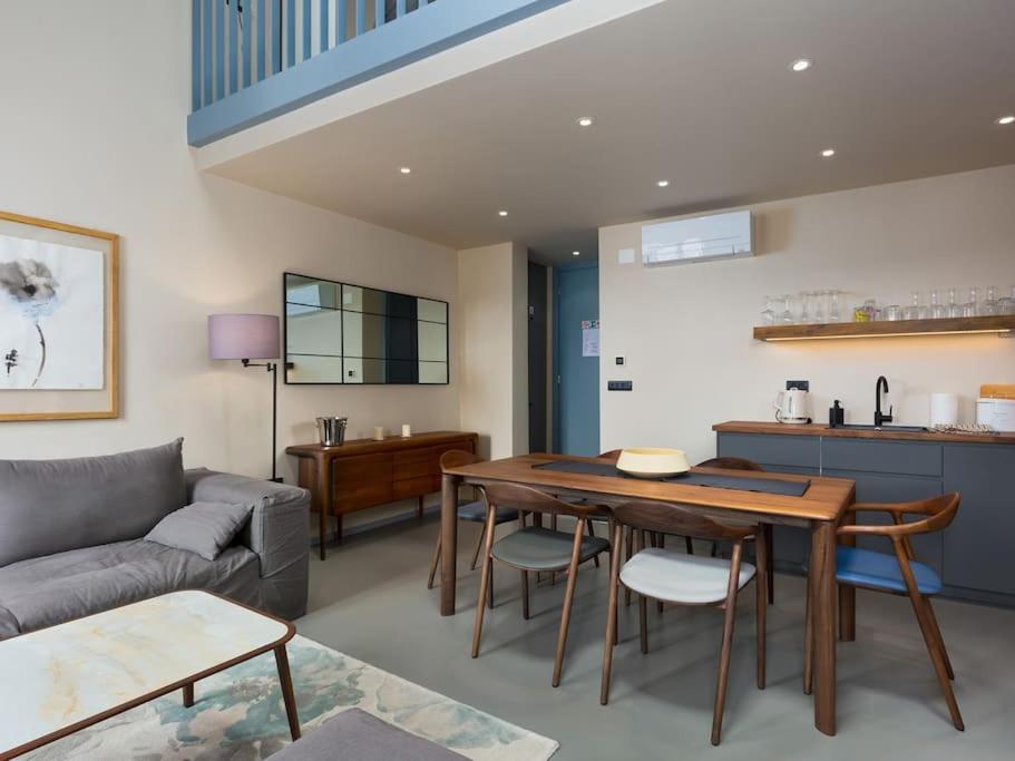 Loft De24 By Irundo Apartment โรวีน ภายนอก รูปภาพ