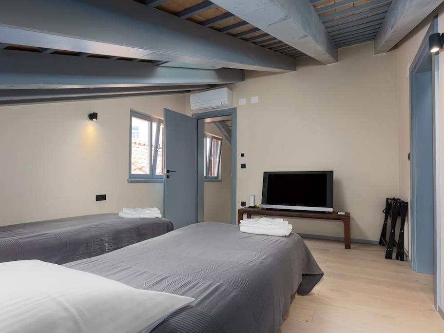 Loft De24 By Irundo Apartment โรวีน ภายนอก รูปภาพ